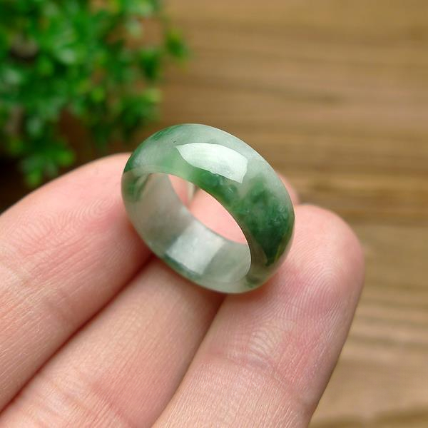 Green Jade Ring Natural Gemsto - Rings 评论和价格