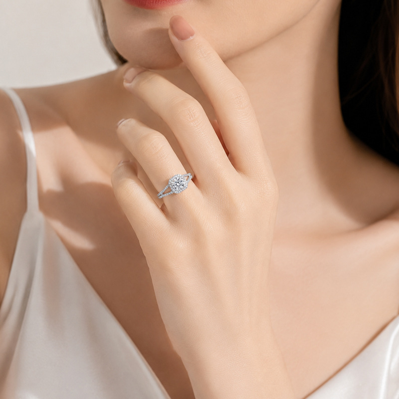 Hot selling 100% S925 silver s - Moissanite Engagement Ring 1 Carat 评论和价格